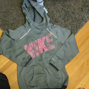 Like New Super Cute Nike Hoodie